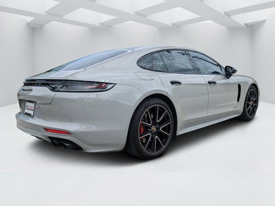 2022 Porsche Panamera GTS