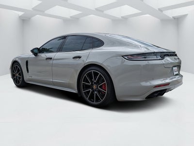 2022 Porsche Panamera GTS