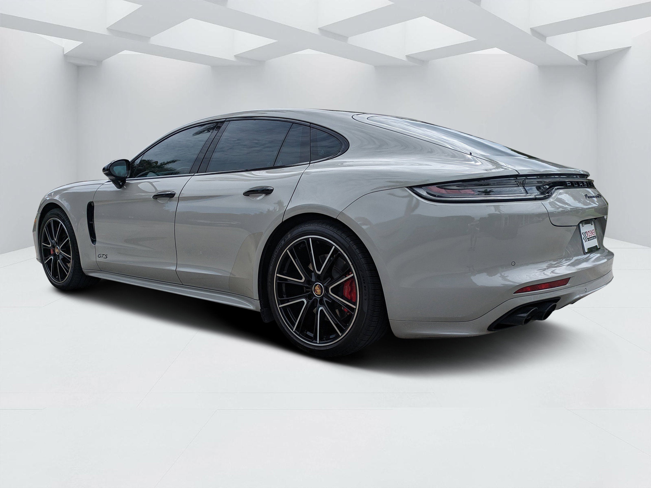 2022 Porsche Panamera GTS