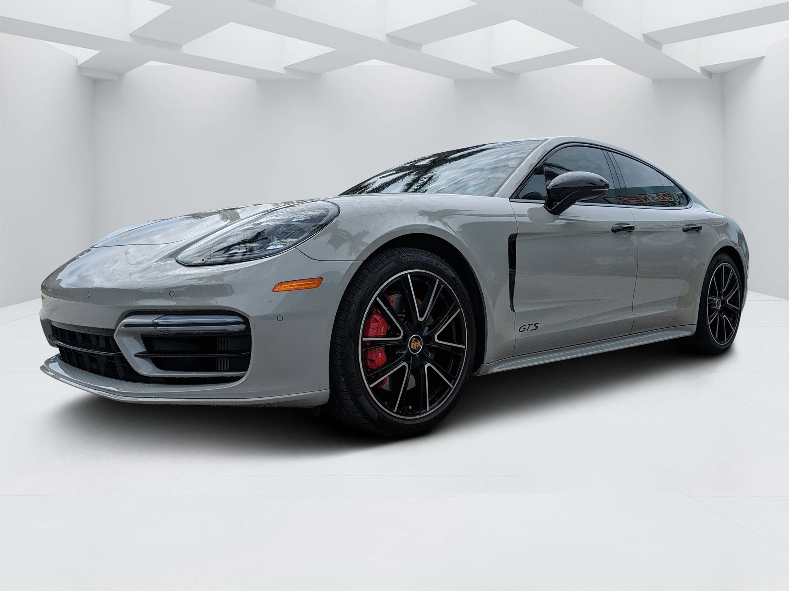 2022 Porsche Panamera GTS