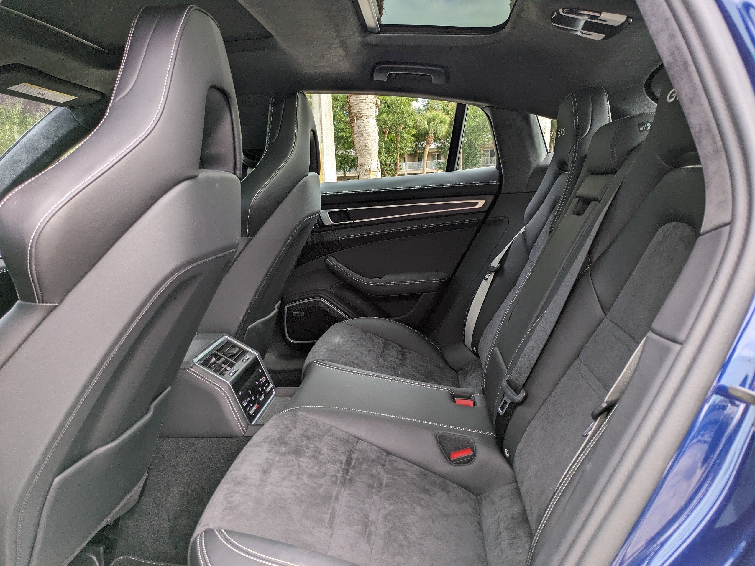 2021 Porsche Panamera GTS