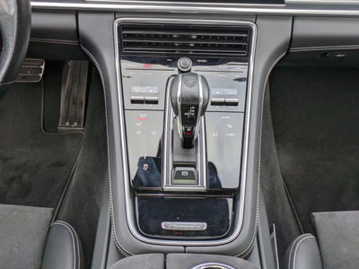 2021 Porsche Panamera GTS
