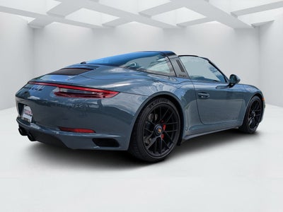 2018 Porsche 911 4 GTS