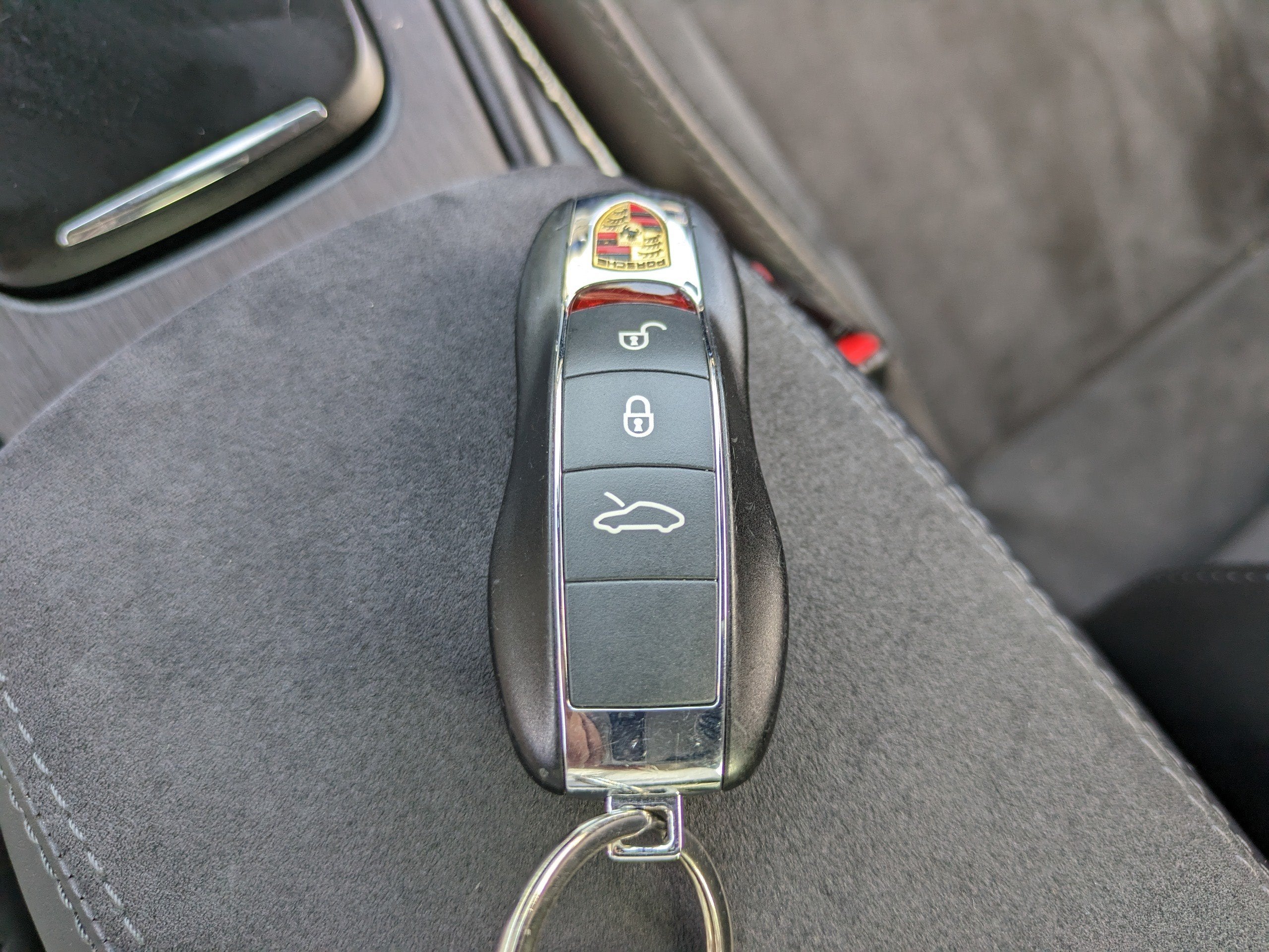 2018 Porsche 911 4 GTS