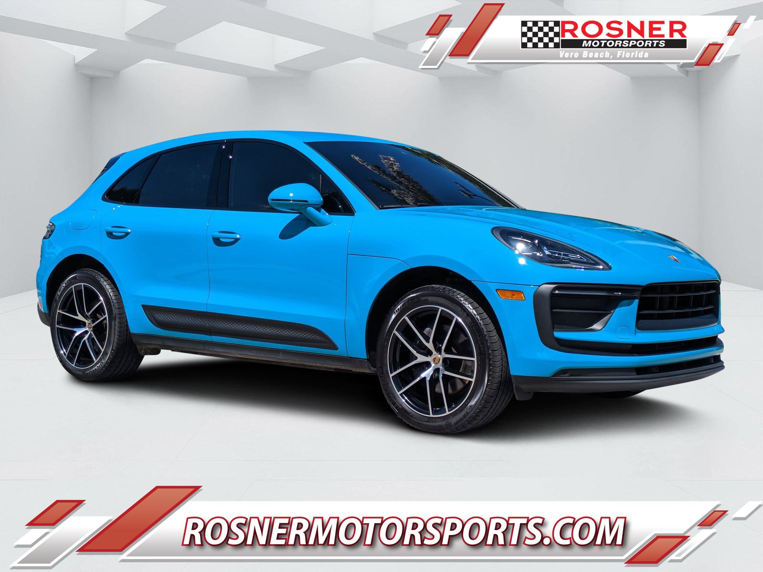 2022 Porsche Macan Base