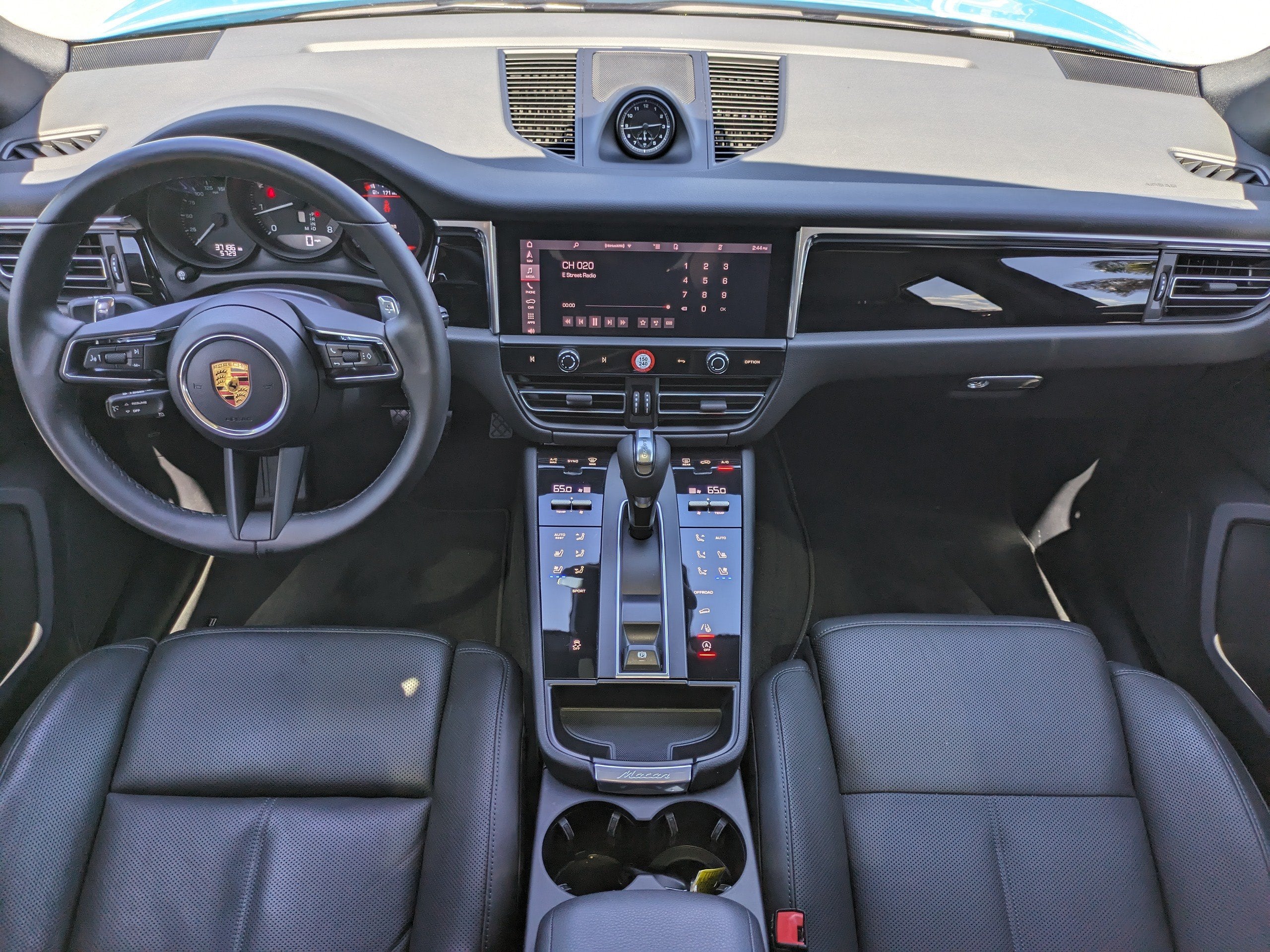 2022 Porsche Macan Base