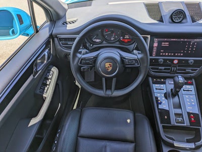 2022 Porsche Macan Base