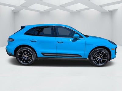2022 Porsche Macan Base