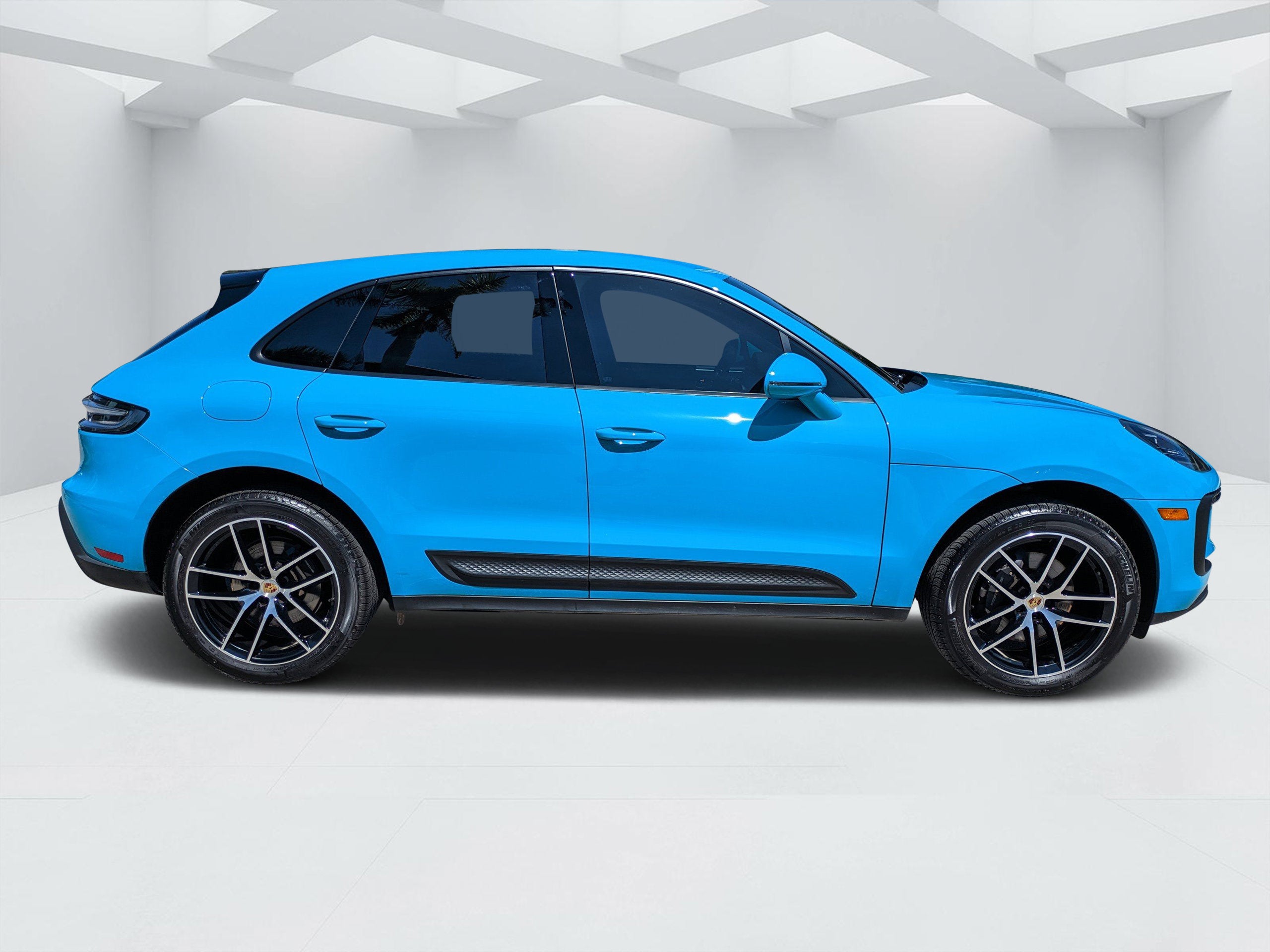 2022 Porsche Macan Base