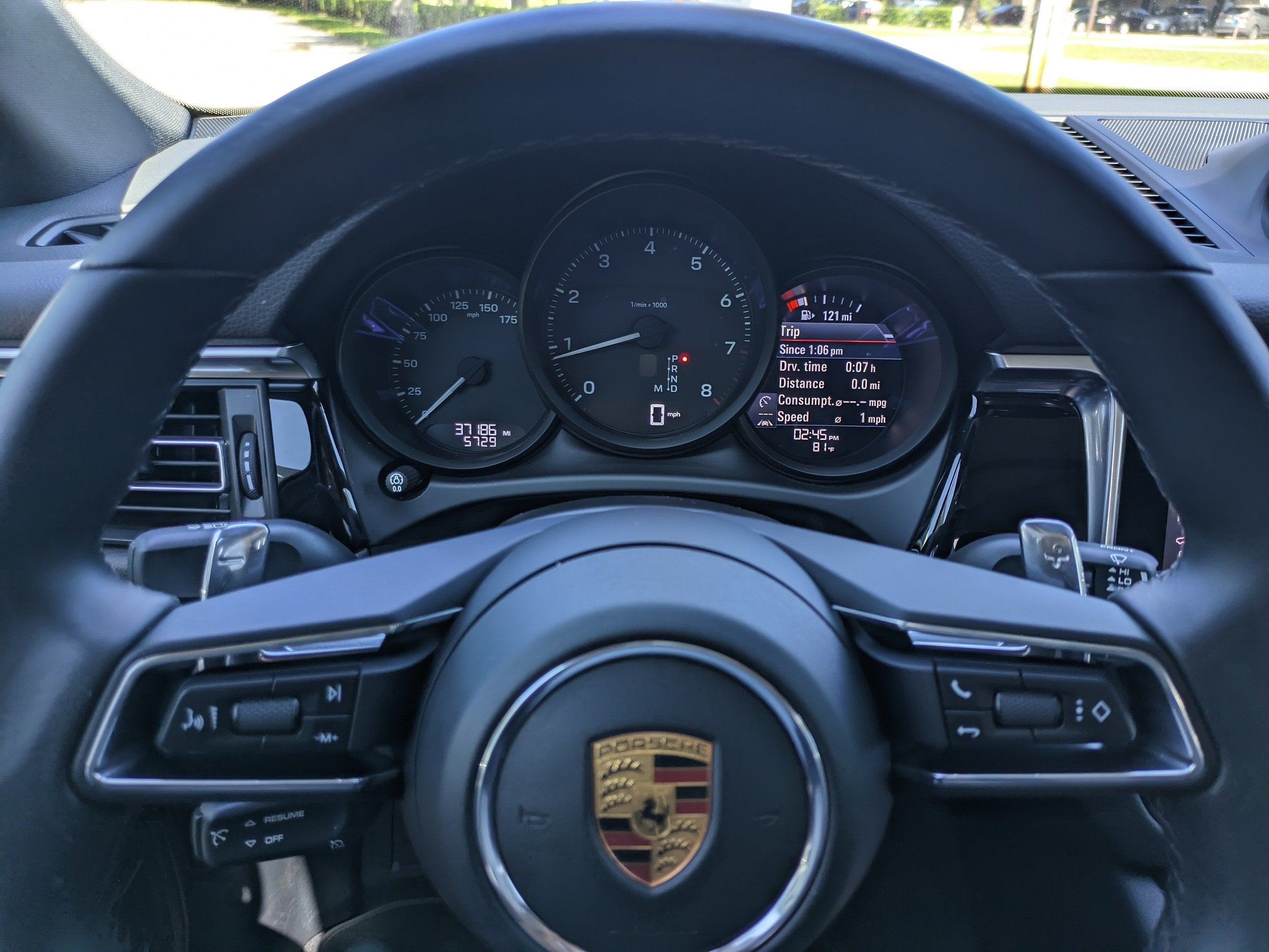 2022 Porsche Macan Base