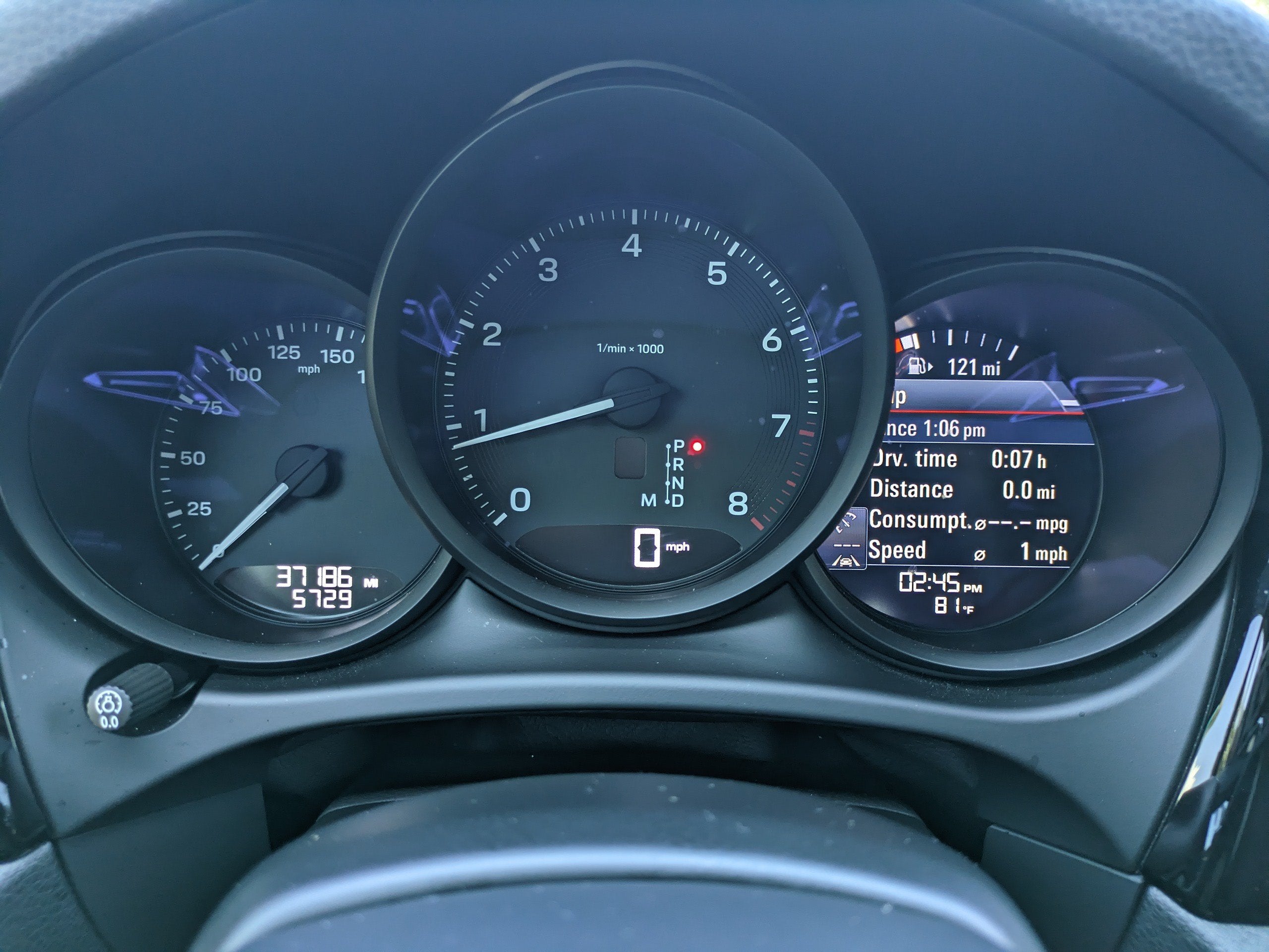 2022 Porsche Macan Base