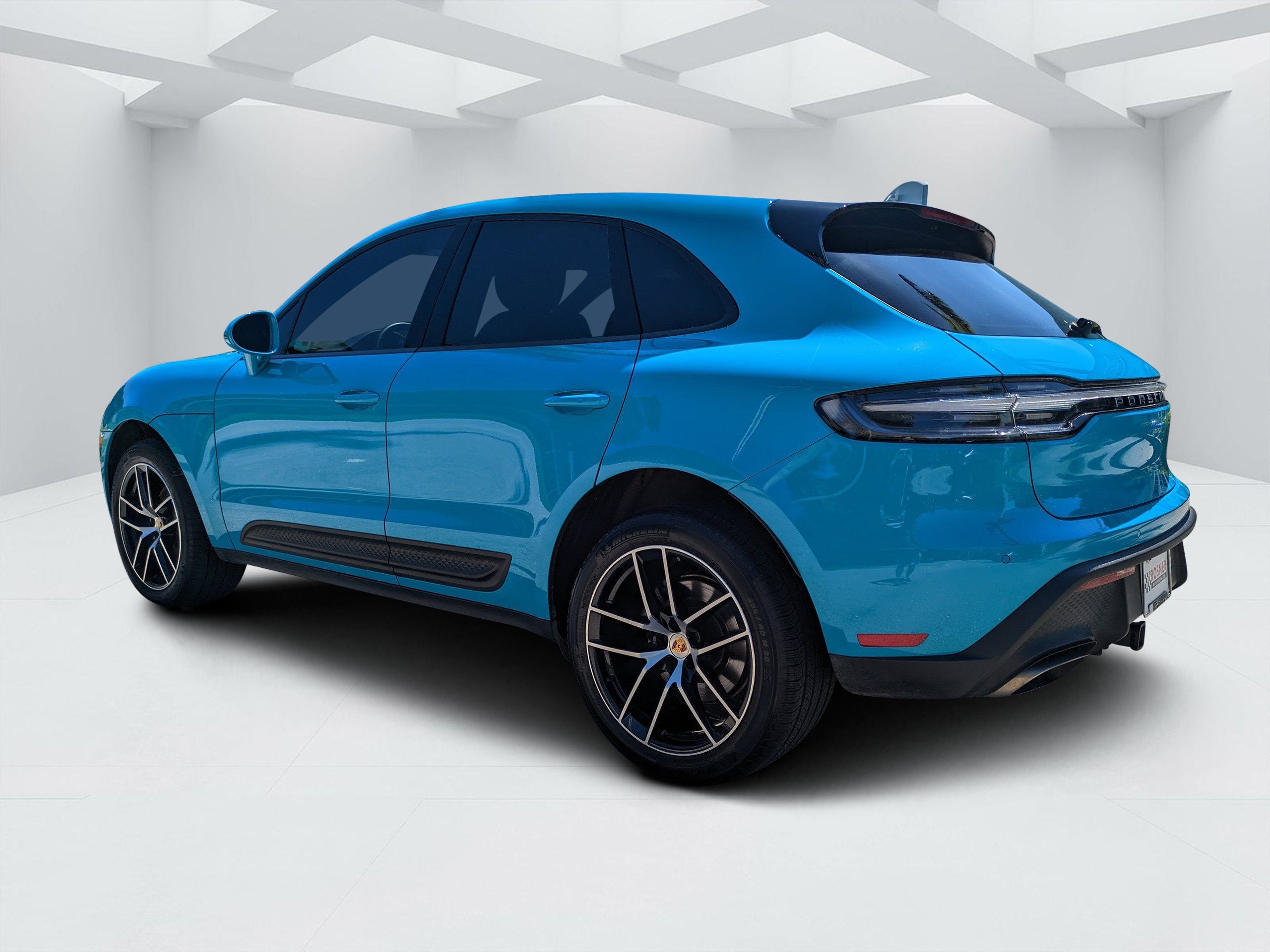2022 Porsche Macan Base