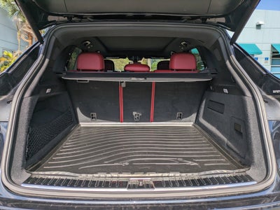 2023 Porsche Cayenne Platinum Edition