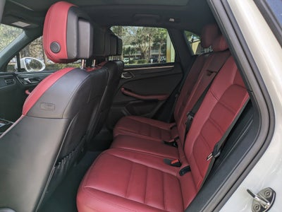 2022 Porsche Macan GTS