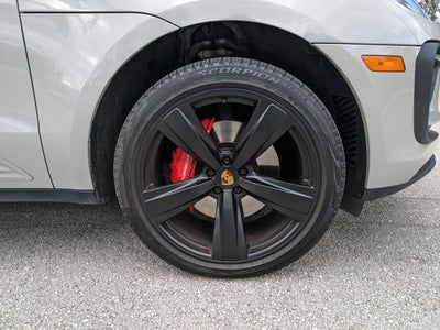 2024 Porsche Macan S