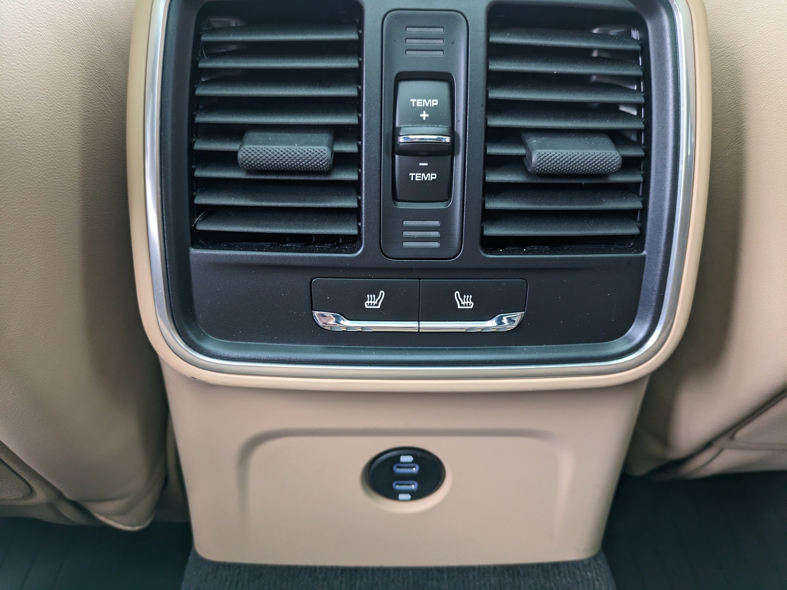 2024 Porsche Macan S