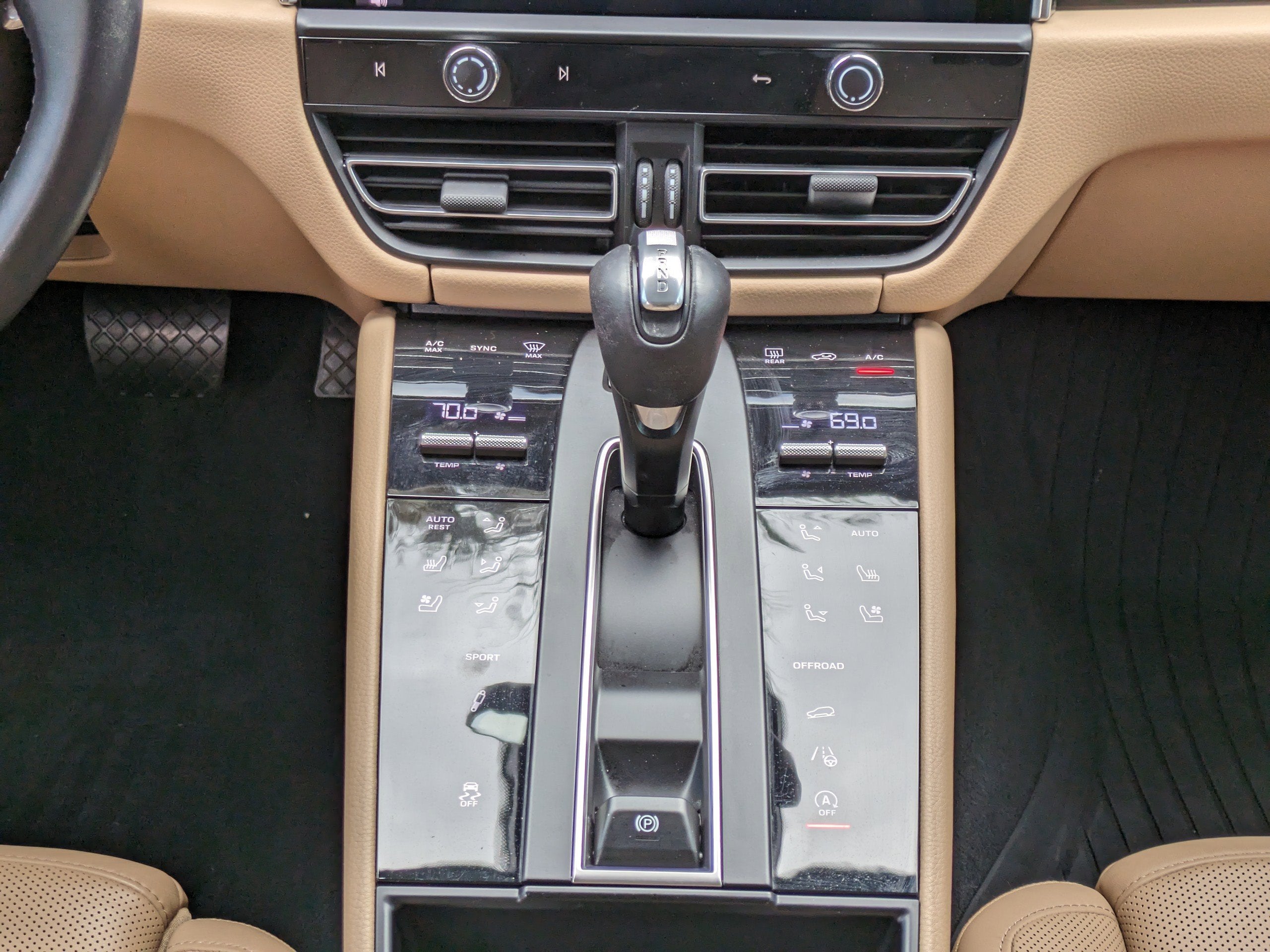 2024 Porsche Macan S