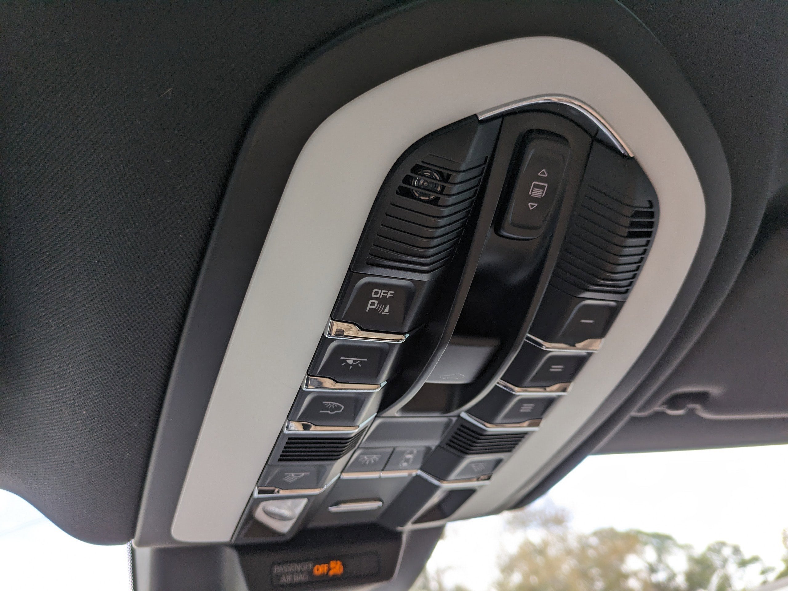 2024 Porsche Macan S