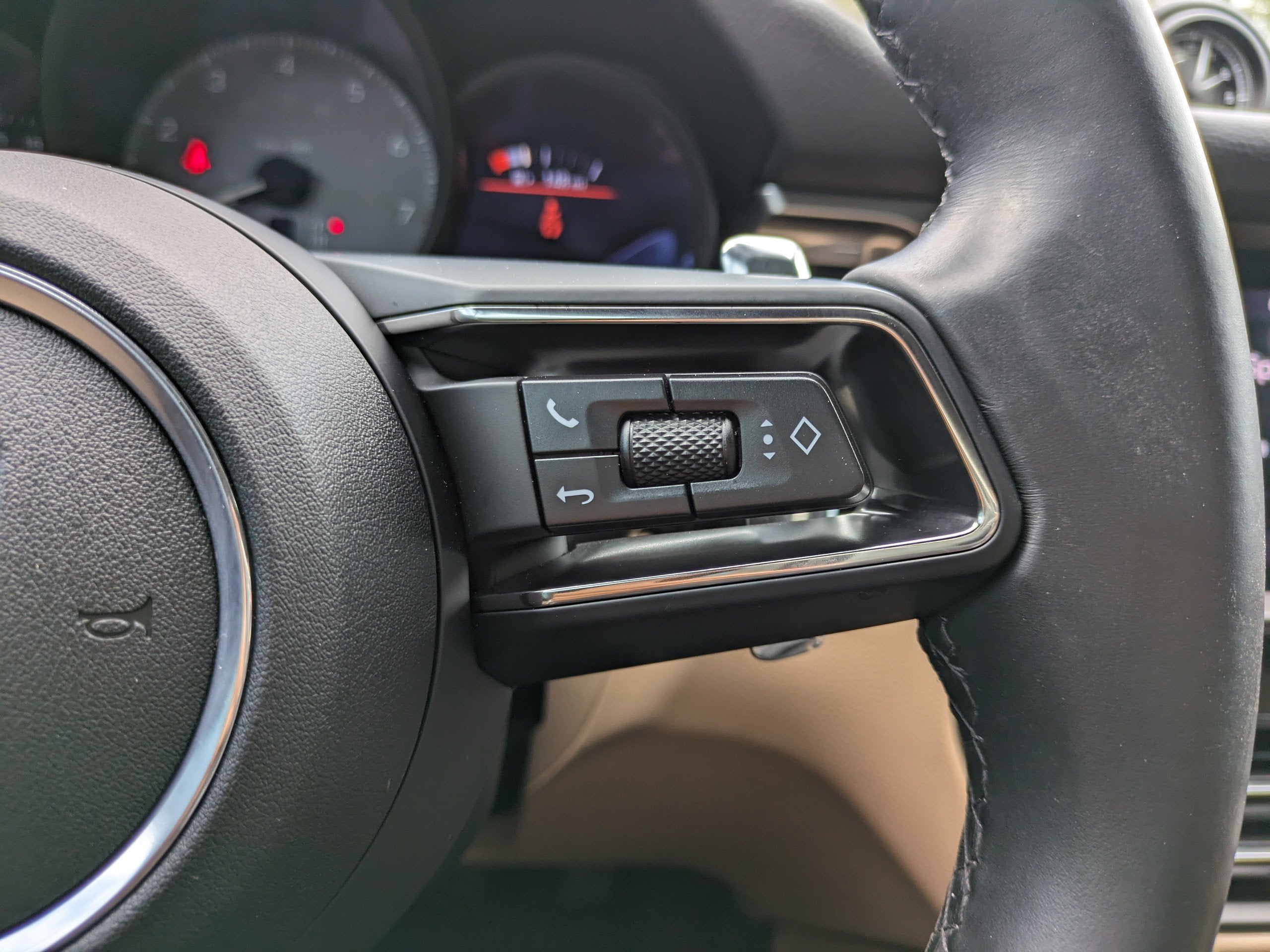 2024 Porsche Macan S