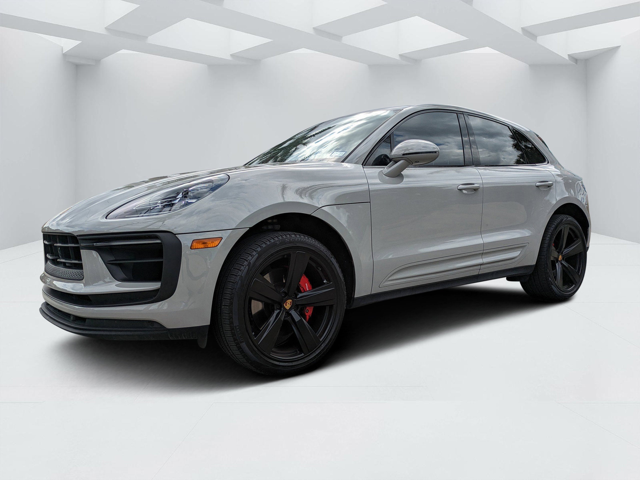2024 Porsche Macan S