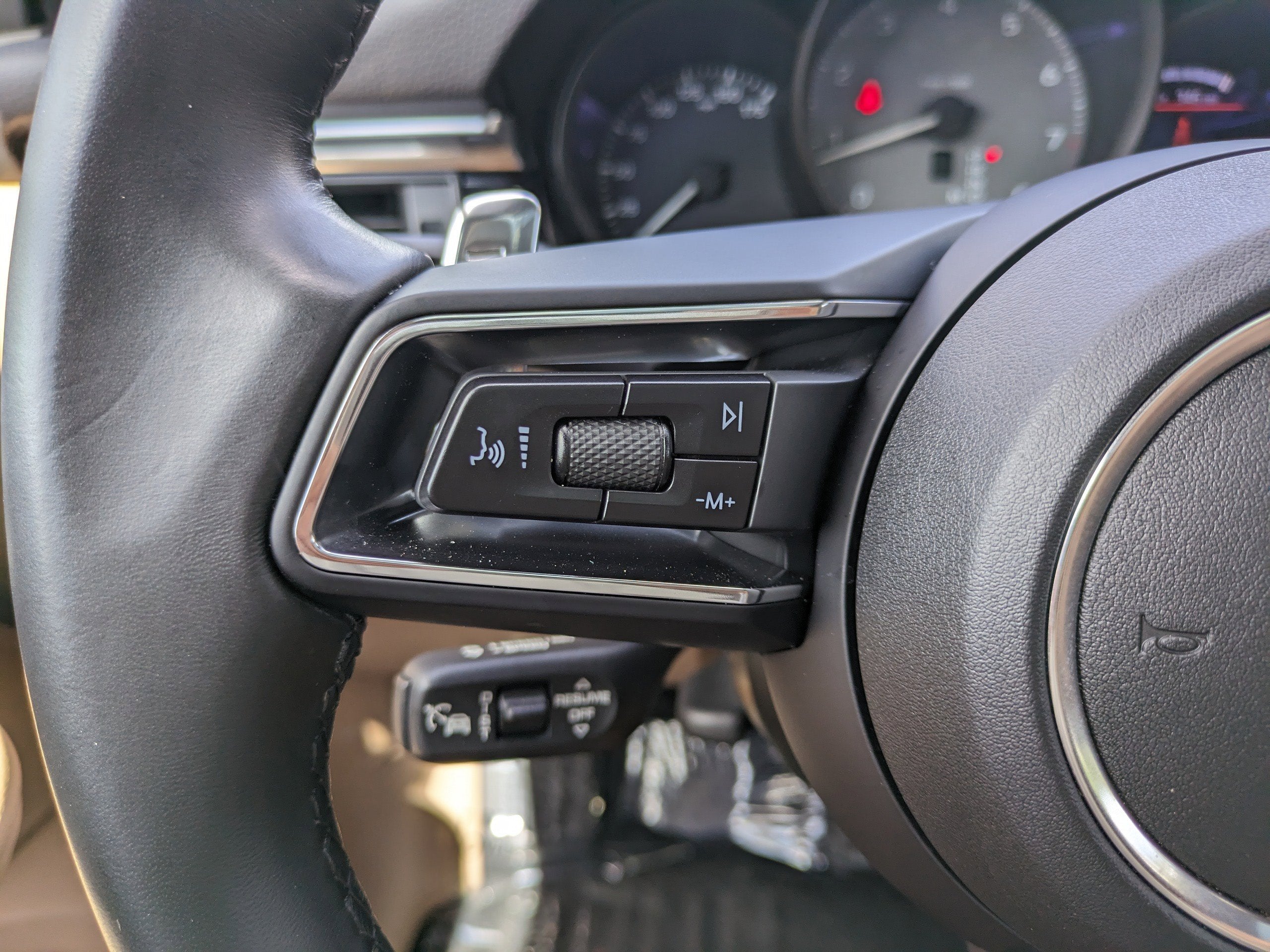 2024 Porsche Macan S