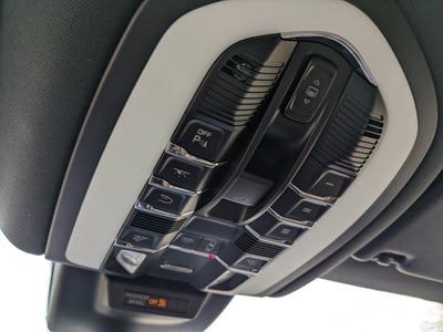 2024 Porsche Macan S