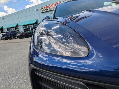 2024 Porsche Macan S