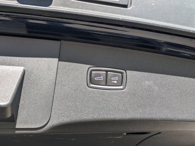 2022 Porsche Cayenne Base