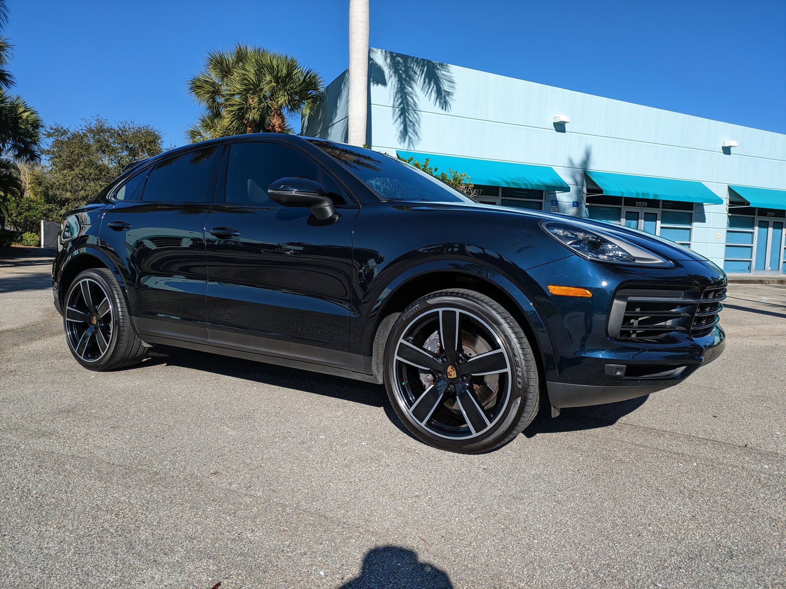 2022 Porsche Cayenne Base