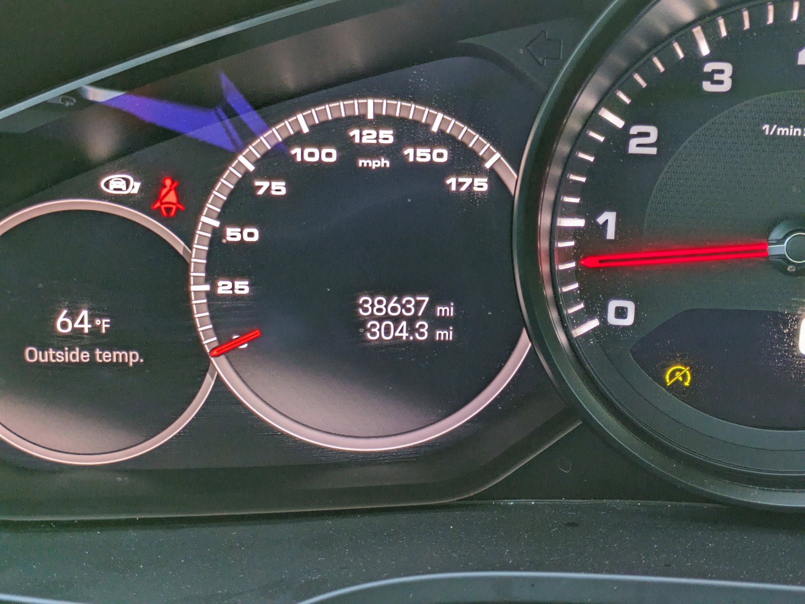 2022 Porsche Cayenne Base