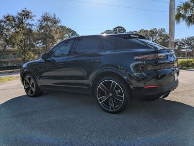 2022 Porsche Cayenne Base