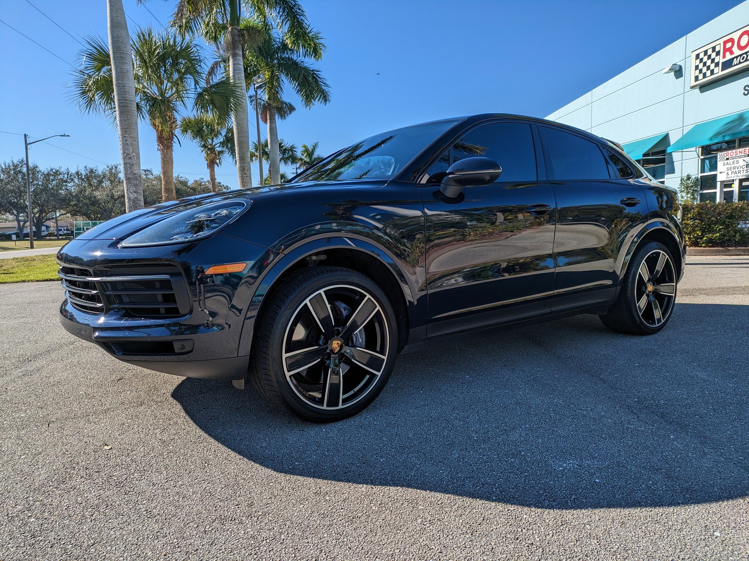 2022 Porsche Cayenne Base